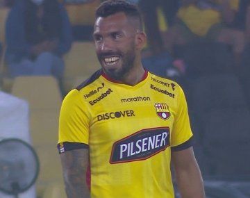 Tevez volvió al fútbol