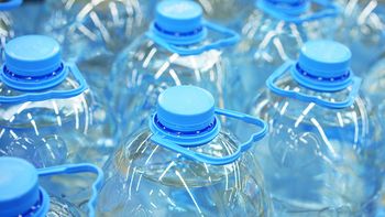 La importación de agua embotellada en Uruguay creció un 86,8% interanual. La importación de agua embotellada en Uruguay creció un 86,8% interanual.