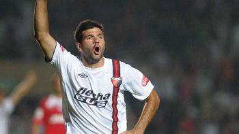 se complica la llegada de emmanuel gigliotti a boca se complica la llegada de emmanuel gigliotti a boca