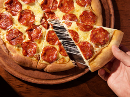 Dominos Pizza desembarcará en Uruguay el próximo 25 de noviembre. (Foto: Freepik) Dominos Pizza desembarcará en Uruguay el próximo 25 de noviembre. (Foto: Freepik)