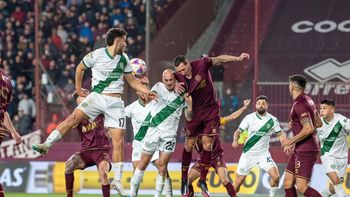 banfield y lanus juegan un lunes: los clasicos que tambien se disputaron un dia de semana banfield y lanus juegan un lunes: los clasicos que tambien se disputaron un dia de semana