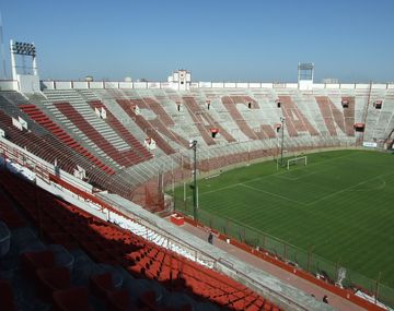 El Comité de la Superliga sancionó a Huracán y le descontó 6 puntos
