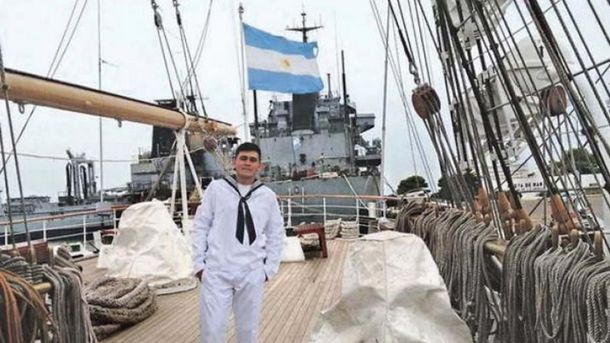 Un ejemplo de superación: de cartonero, a marino en la Fragata Libertad