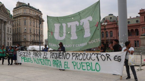 Protesta en Plaza de Mayo: reclaman medidas por la sequía