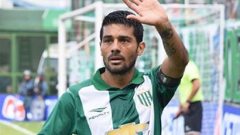 Walter Erviti se sumará al equipo de Ariel Holan Walter Erviti se sumará al equipo de Ariel Holan