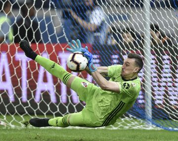 Franco Armani celebra tras la victoria de River ante Cruzeiro