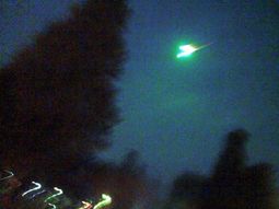 Así fue la misteriosa luz verde