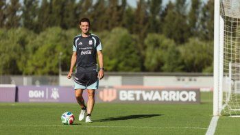 scaloni define los 11 para el amistoso ante mauritania: el posible equipo scaloni define los 11 para el amistoso ante mauritania: el posible equipo