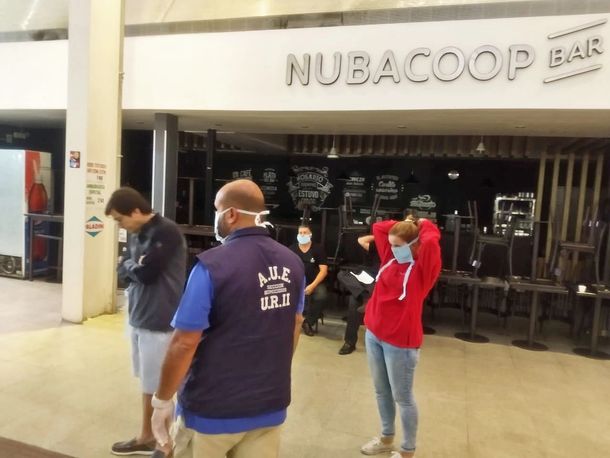 En la Terminal de &Oacute;mnibus de Rosario se llevan a cabo f&eacute;rreos controles para prevenir el avance del coronavirus