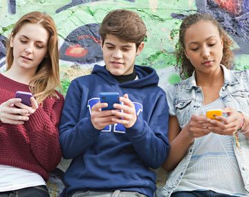 7 de cada 10 chicos están todo el día conectados