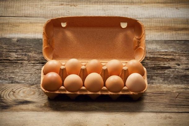 Apostó que se podía comer 50 huevos seguidos y murió a poco de lograrlo