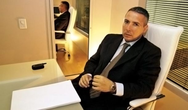 Time Warp: el abogado Stinfale quedó detenido tras presentarse ante la Justicia