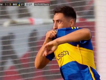 Bestial: el doblete de Merentiel para el 3-1 de Boca