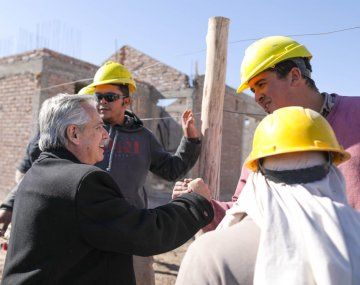 Alberto Fernández inaugura viviendas y obras en Santiago del Estero junto a Gerardo Zamora