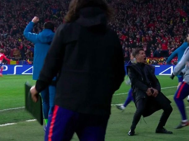 Diego Simeone celebró con un gesto a la tribuna