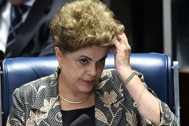 El Senado destituyó a Dilma Rousseff, pero podrá ejercer cargos públicos