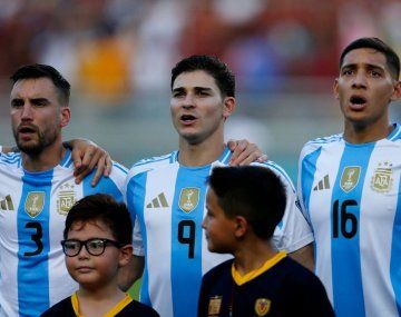 Así sonó el Himno en la previa al duelo con Venezuela
