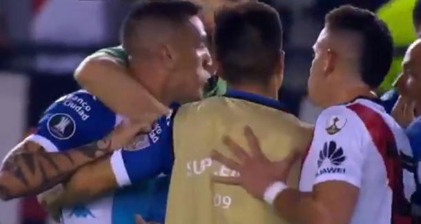 Escándalo entre Centurión y Enzo Pérez