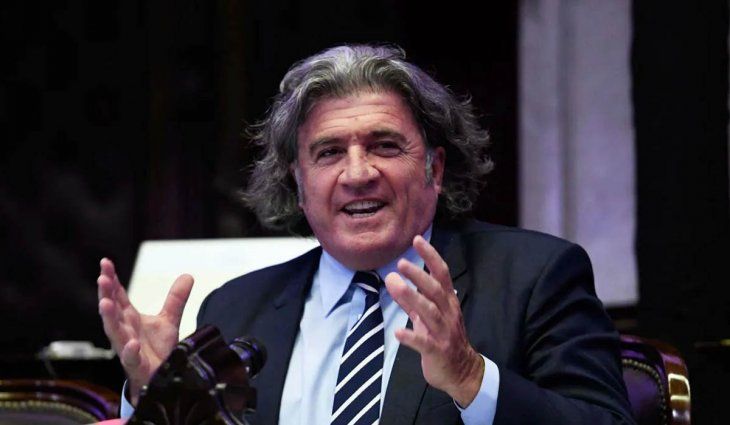 El diputado Ramón denunció que en Mendoza se oculta la cantidad de muertos: Para el gobernador, la pandemia no existe