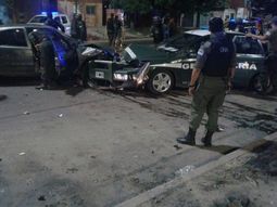 Un móvil de Gendarmería quedó destrozado Un móvil de Gendarmería quedó destrozado