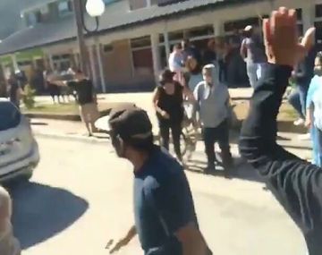 Denuncian que fueron infiltrados los que atacaron a Alberto Fernández en Chubut