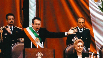 La postal que marcó la crisis del Tequila. La postal que marcó la crisis del Tequila.