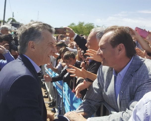 Macri y Pedro Dellarossa - Crédito:&nbsp;@DellarossaMsJz‏