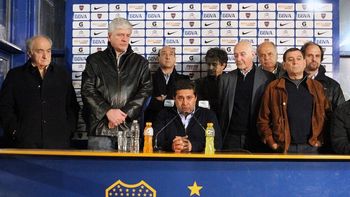 angelici explico: bianchi habia pedido trabajar hasta el domingo para irse si perdia angelici explico: bianchi habia pedido trabajar hasta el domingo para irse si perdia