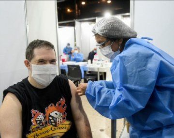 Récord de vacunación el viernes y así se sigue vacunando este sábado en el país