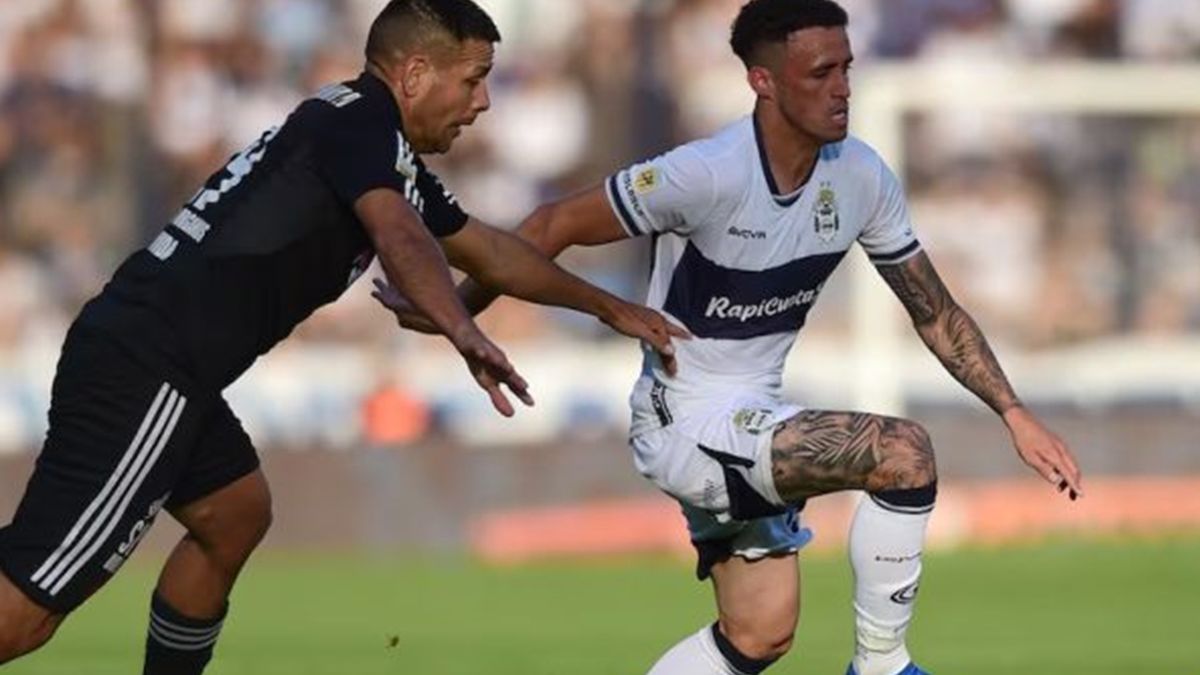 Gimnasia y Riestra igualaron sin goles en la apertura de la fecha 15 de ...