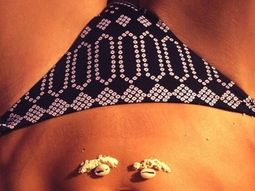 Una modelo top que le pone el cuerpo al verano