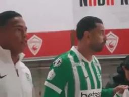 El gran gesto de Edwin Cardona con Franco Armani en Atlético Nacional por sus 40 años El gran gesto de Edwin Cardona con Franco Armani en Atlético Nacional por sus 40 años