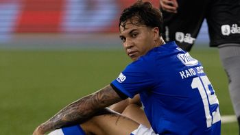 Cruzeiro empató con Universidad Católica y complicó a Boca.