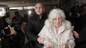 la madre de cristina fernandez fue a conocer a su bisnieto la madre de cristina fernandez fue a conocer a su bisnieto