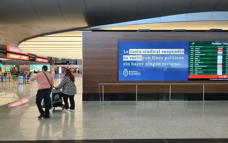 Más de 1 millón de argentinos viajaron al exterior, el doble que los arribos