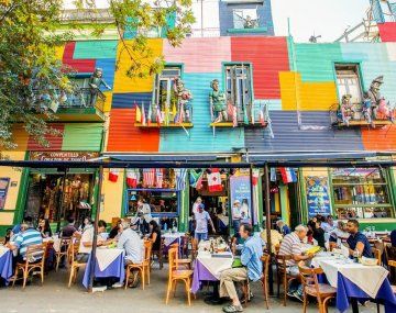 Cómo acceder a las principales actividades turísticas de la Ciudad desde WhatsApp