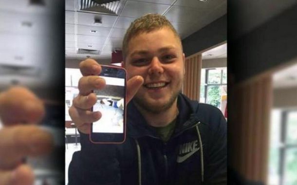 Macabro: le quemó la cara ácido y lo publicó en Facebook