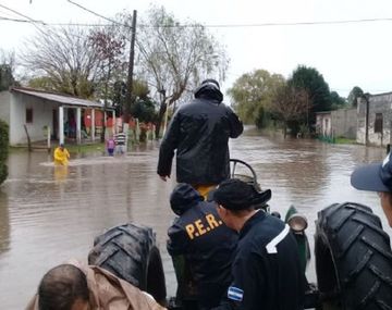 Se agrava la situación en Rosario del Tala por las inundaciones y ya son 170 los evacuados