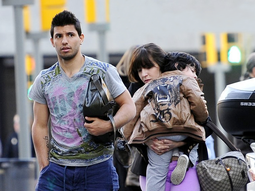 Giannina Maradona apuntó contra la familia del Kun Agüero