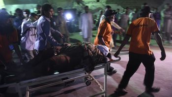 Al menos 52 personas murieron y 105 resultaron heridas Al menos 52 personas murieron y 105 resultaron heridas