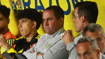 De acuerdo con la Inteligencia Artificial, el Club América clasificaría a la Liguilla con el último suspiro, pero luego sería rápidamente eliminado. ¿Será el fin de André Jardine como estratega de las Águilas?. De acuerdo con la Inteligencia Artificial, el Club América clasificaría a la Liguilla con el último suspiro, pero luego sería rápidamente eliminado. ¿Será el fin de André Jardine como estratega de las Águilas?.