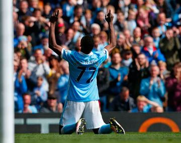 Agüero marcó un gol de penal en el aplastante triunfo del Manchester City