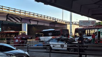 accidente fatal en puente saavedra: un colectivo de la linea 59 atropello y mato a un peaton accidente fatal en puente saavedra: un colectivo de la linea 59 atropello y mato a un peaton