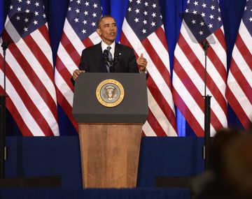 Barack Obama promete rever su política de espionaje