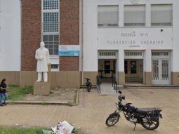 director de escuela de la plata termino internado por la brutal agresion del padre de una alumna