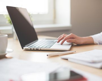 Uno de los economistas preferidos de Milei pidió revisar el costo laboral en la Argentina