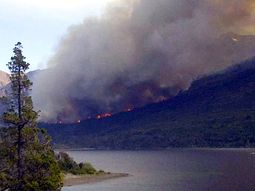 chubut: dos nuevos incendios forestales chubut: dos nuevos incendios forestales