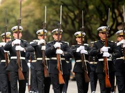 Otorgan bono de fin de año de $70 mil a las FF.AA, fuerzas se seguridad y servicio penitenciario