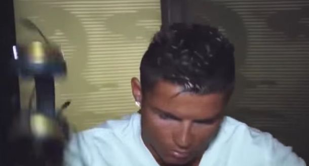 ¿Abandonó? Cristiano Ronaldo volvió a irse mientras le hacían una entrevista