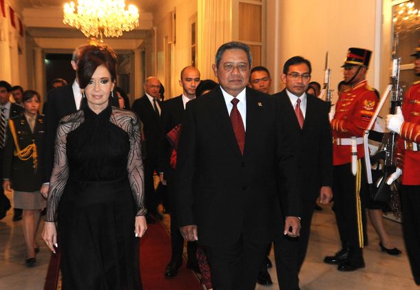 Cristina Fernández continúa su gira asiática en Vietnam